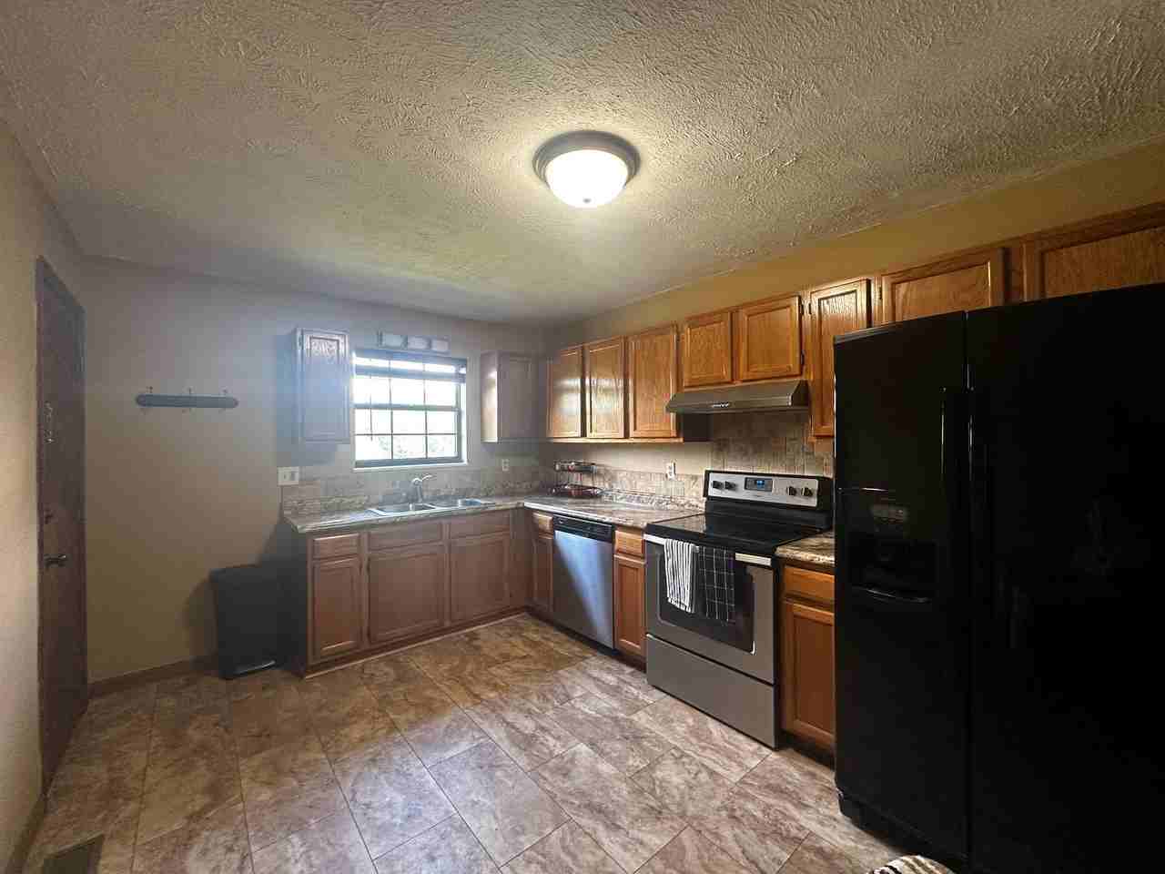 5297 Stuffel Rd - Photo 3 of 29