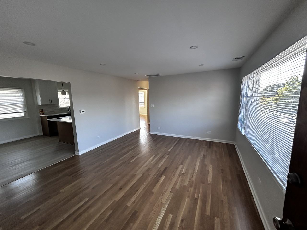 7356 North Harlem Avenue #3w - Photo 3 of 12