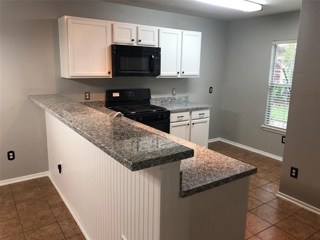 21819 Mossy Field Ln - Photo 4 of 5