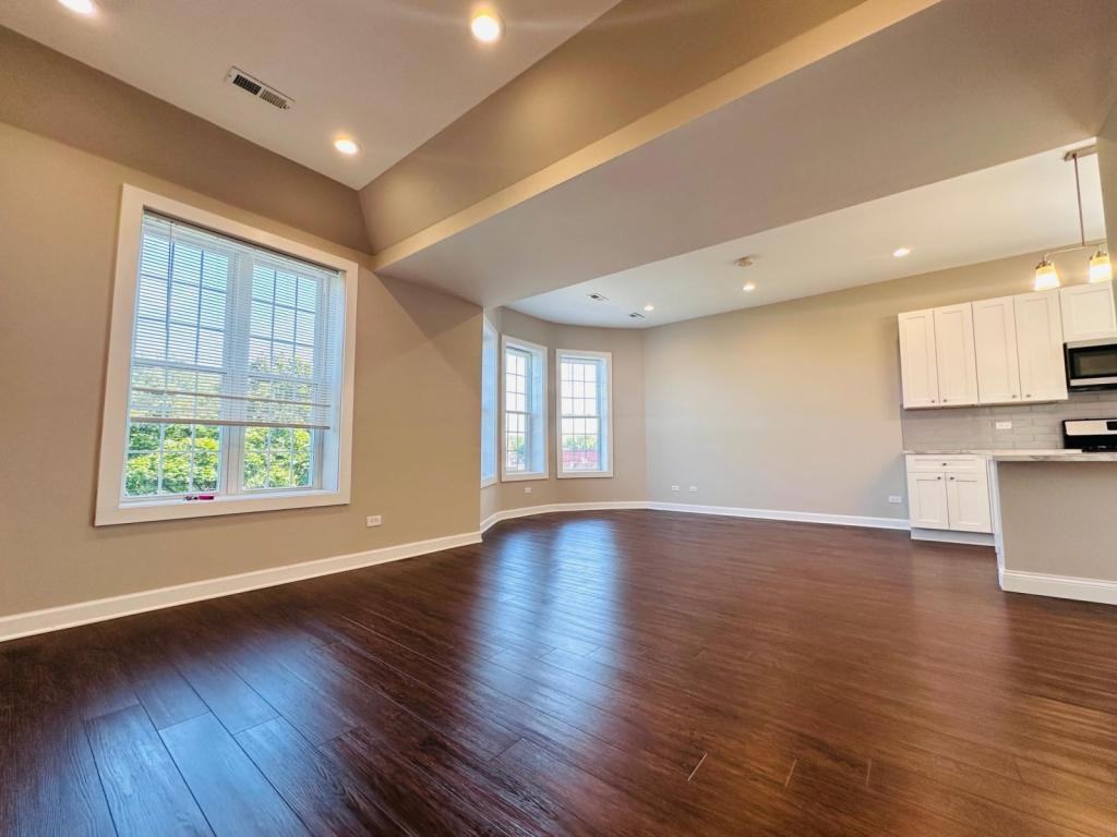 5320 S Wabash Ave - Photo 3 of 14