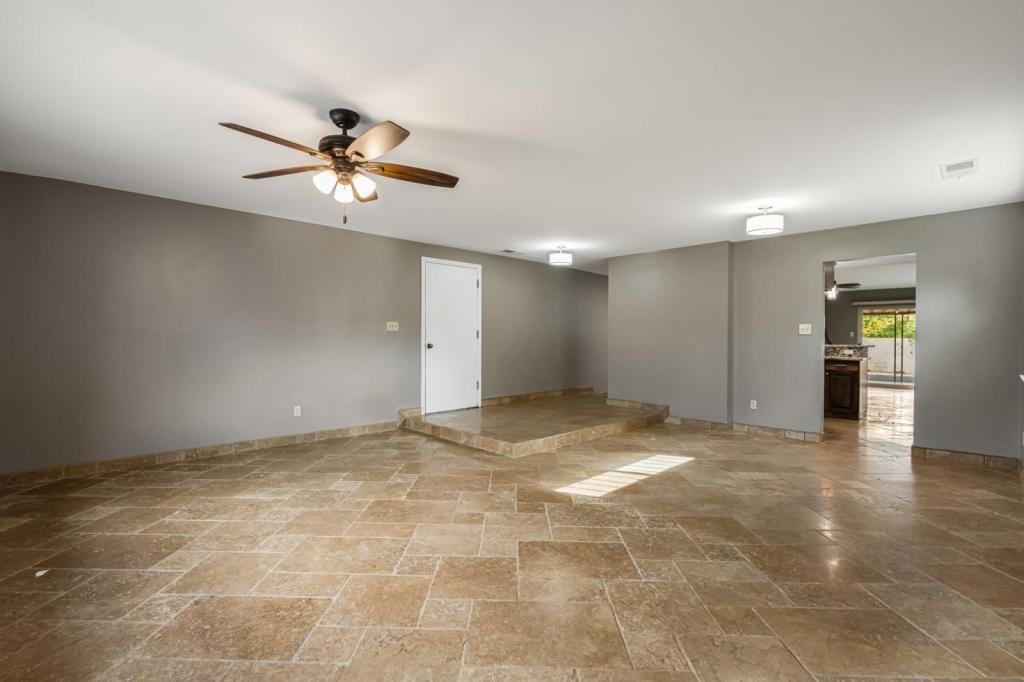 6612 Christy Ave Ne - Photo 7 of 38