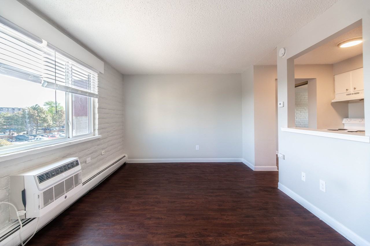 Creekside - Photo 4 of 43