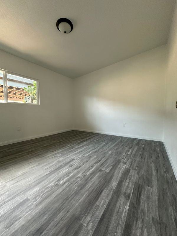 5534 Gotham St - Photo 3 of 8