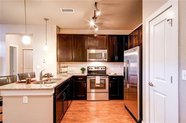 Regency RidgeGate - Photo 2 of 10