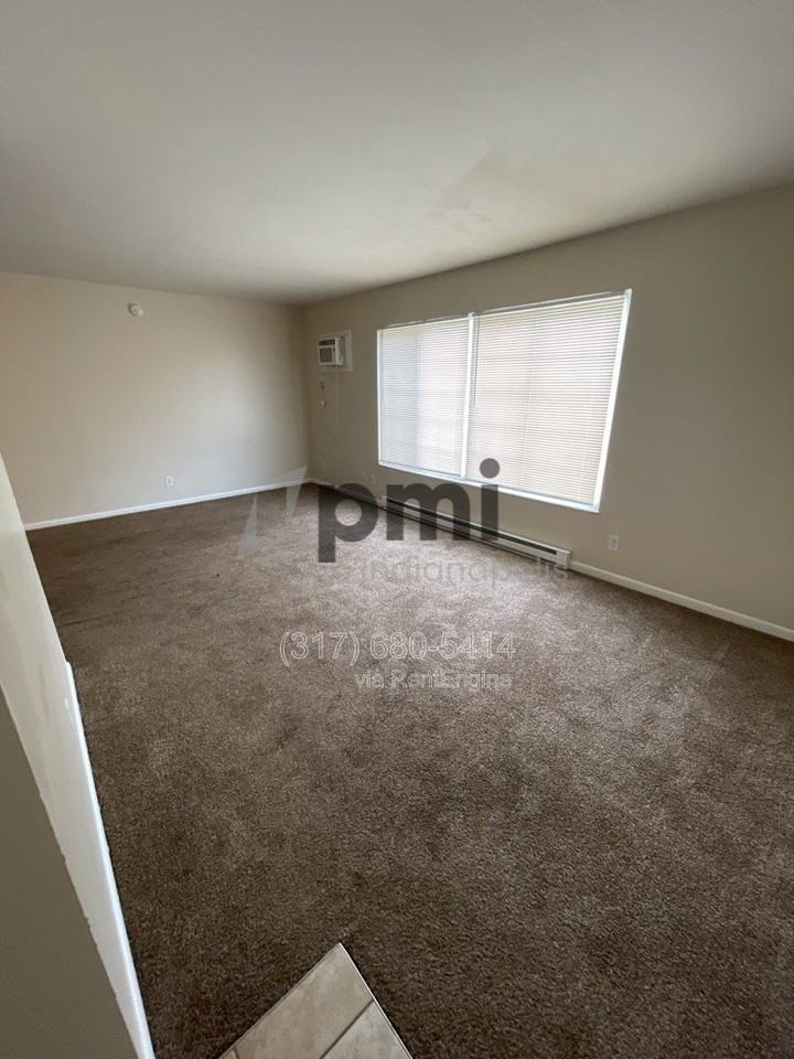 6240 E 11th St #202 - Photo 4 of 19