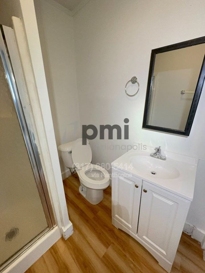 955 S 22nd St - Photo 7 of 25