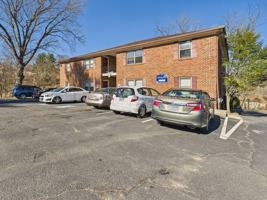 featured image of 2501 Hickory St #B2