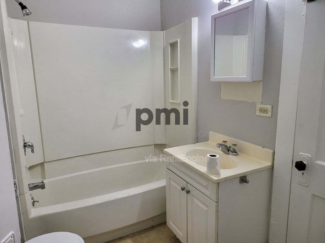 750 West Cushing Street - Photo 3 of 8