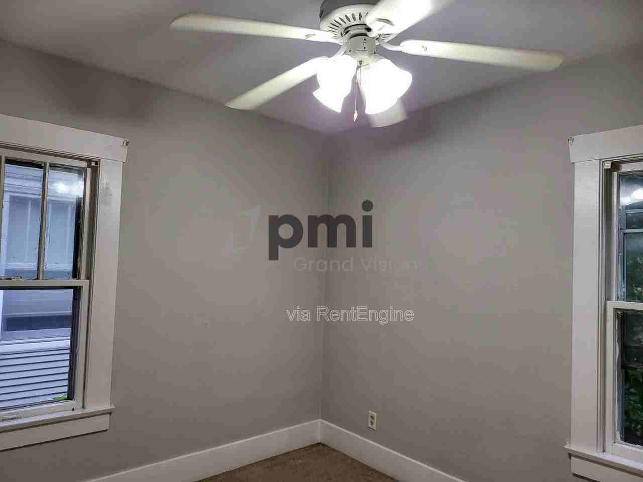 750 West Cushing Street - Photo 4 of 8