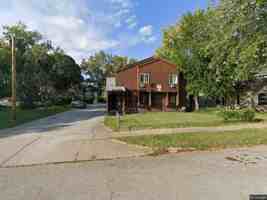 featured image of 904 W Macon St #9