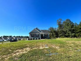 2157 Kennington Pkwy N - Photo 1 of 1
