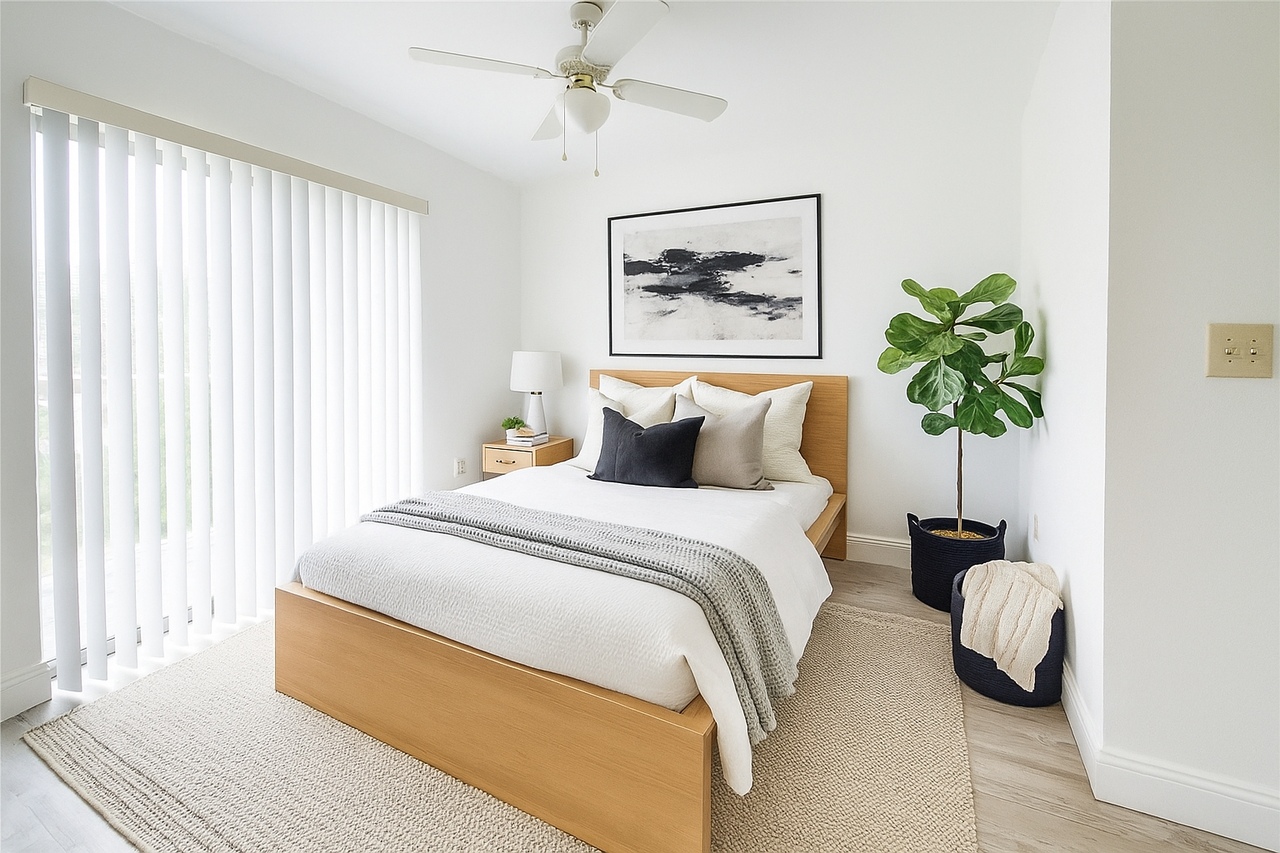 2028 Ne 167th St #2 - Photo 4 of 11