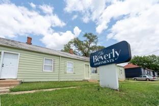 865 S Beverly Dr #865B - Photo 1 of 1