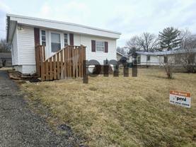 2222 Maureen Blvd S - Photo 1 of 1