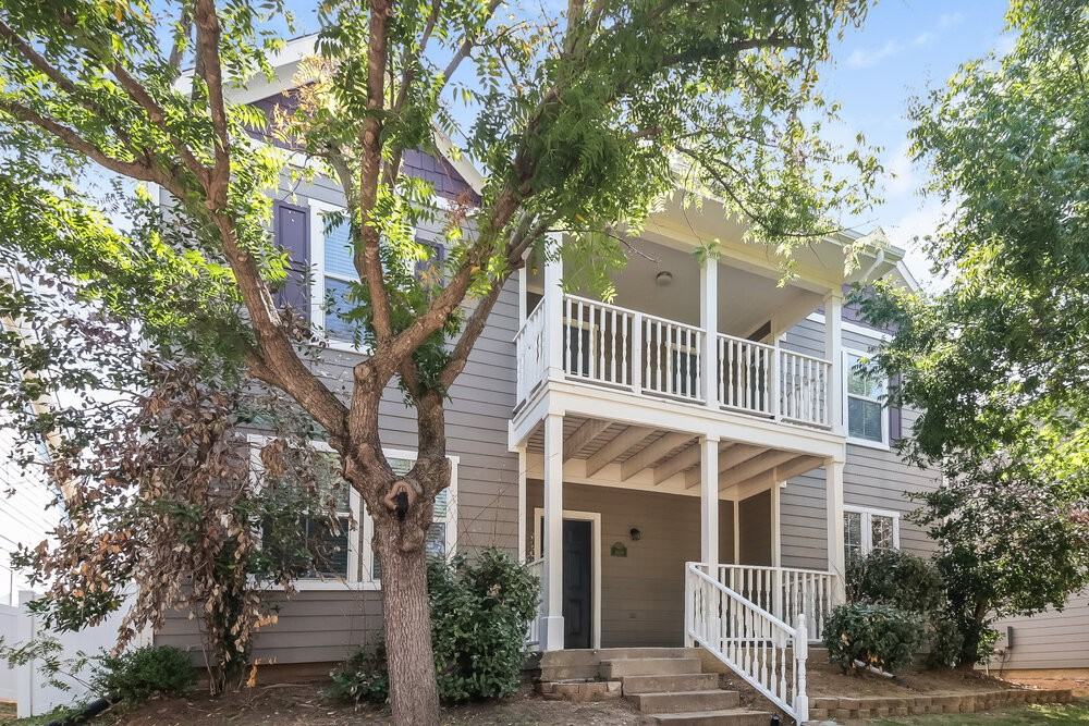 1820 Plymouth Dr - Photo 4 of 17