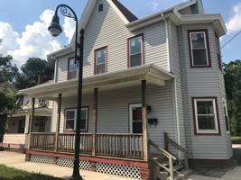 featured image of 211 Broad St #2