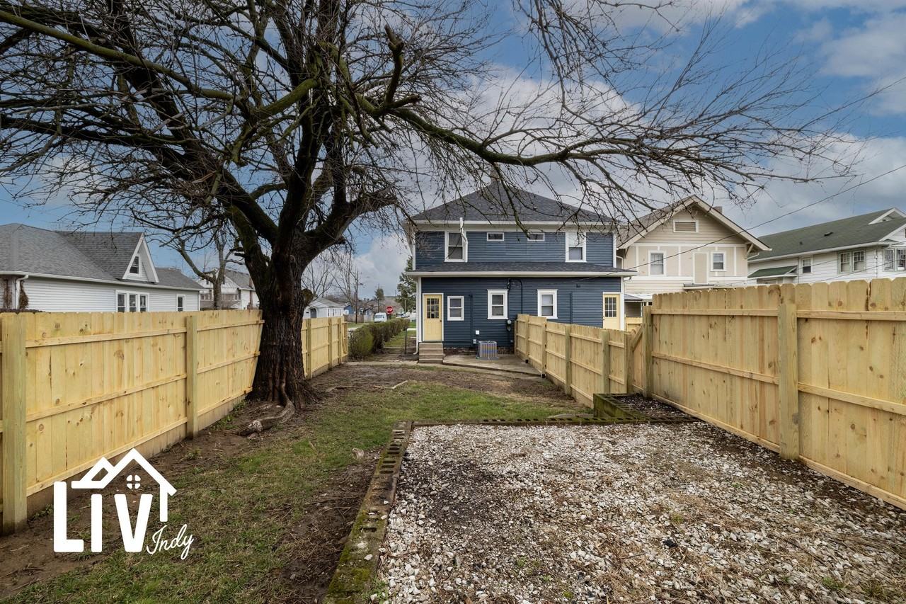 3850 N Capitol Ave - Photo 3 of 20