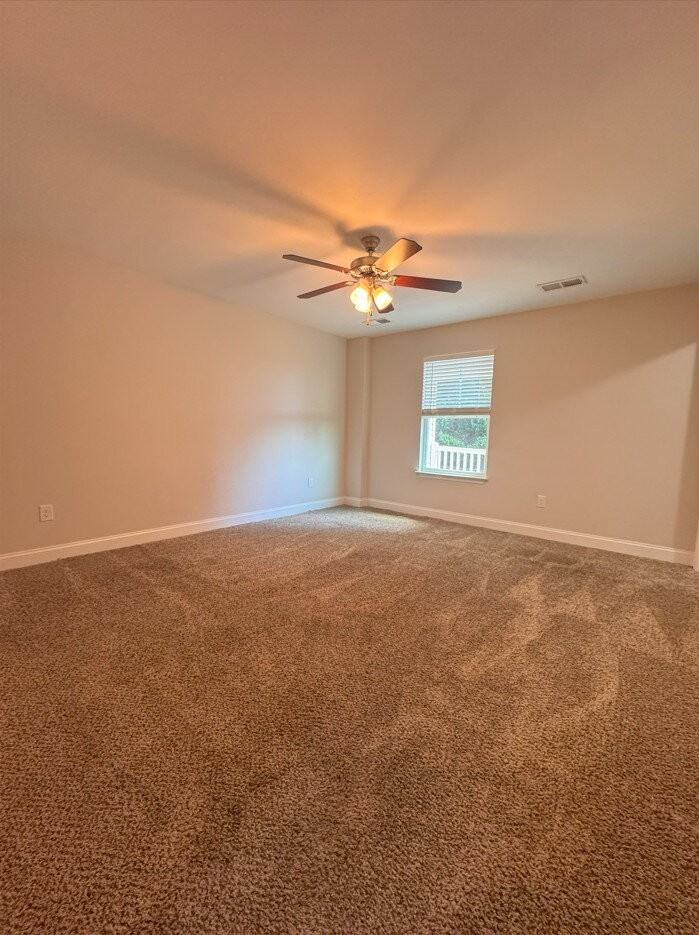 204 Walnut Hill Dr Apt B - Photo 4 of 9