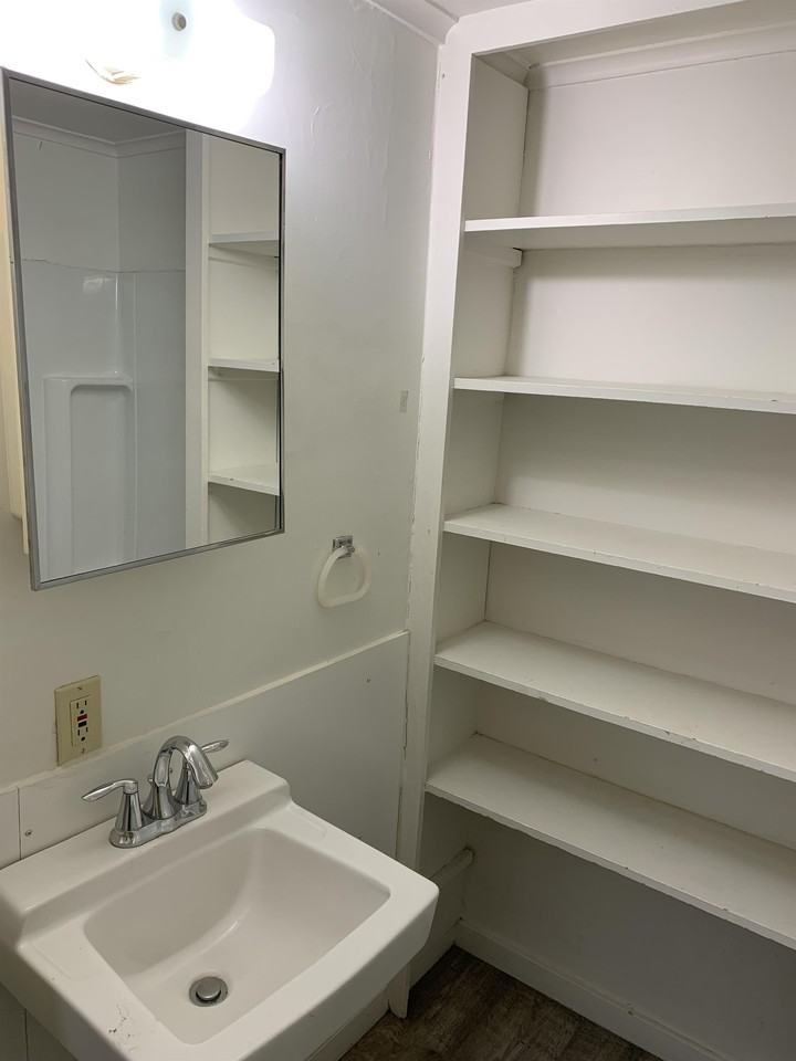 1209 11 1/2 St N #2 - Photo 2 of 12