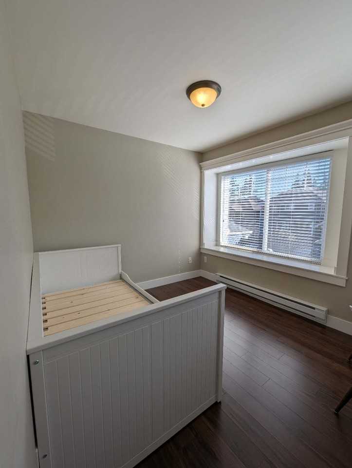 15086 60 Avenue - Photo 3 of 7