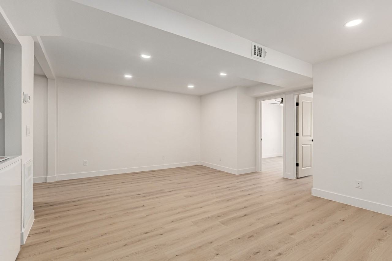 The Everly - Photo 3 of 50