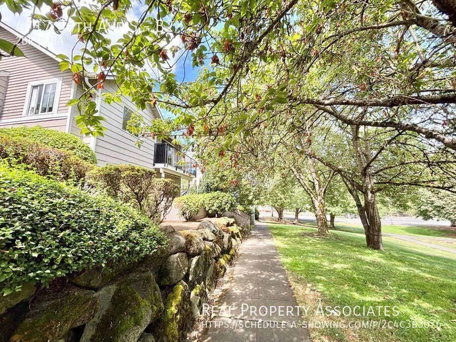 4717 36th Avenue South #B2 - Photo 2 of 17