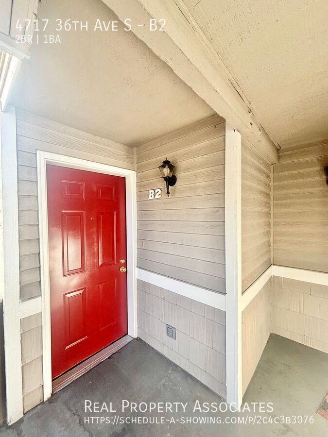 4717 36th Avenue South #B2 - Photo 3 of 17