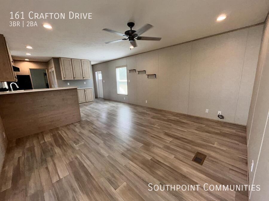 161 Crafton Dr - Photo 2 of 10