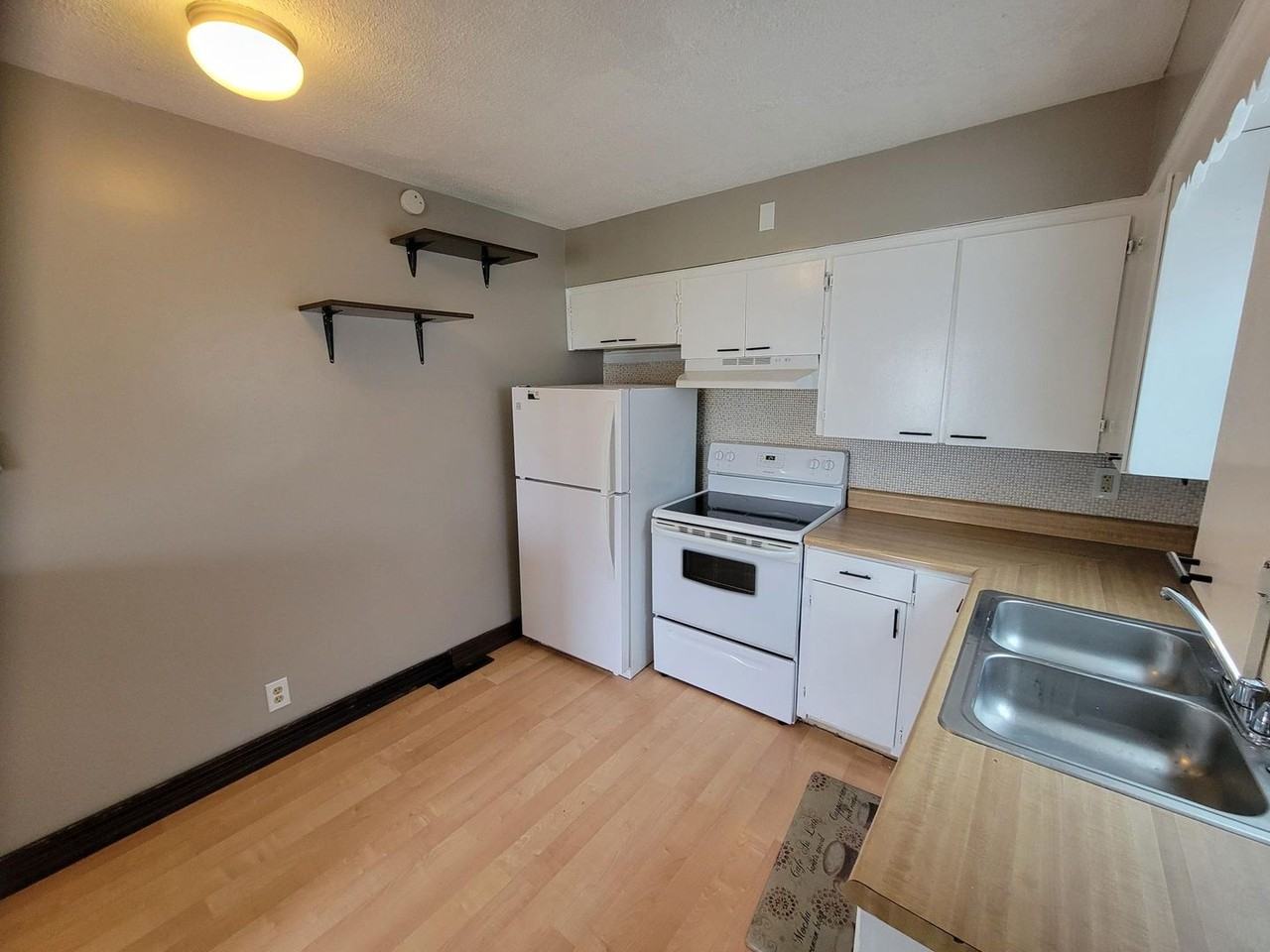 3537 3rd Ave - Photo 6 of 13