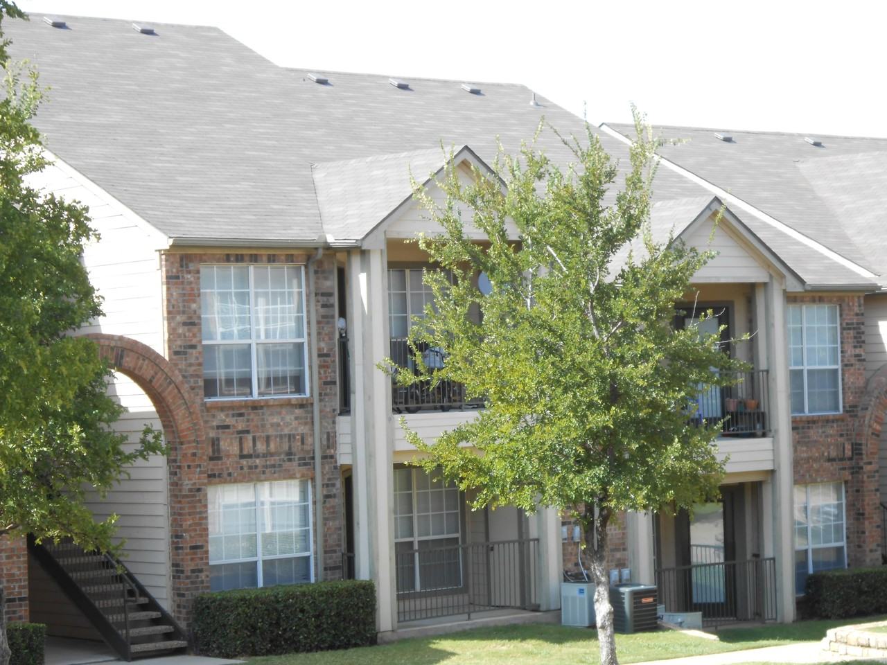 Ash Lane Apartments - Photo 3 of 11