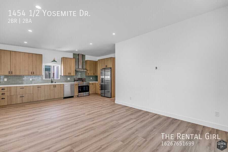 1454 1/2 Yosemite Dr - Photo 6 of 25