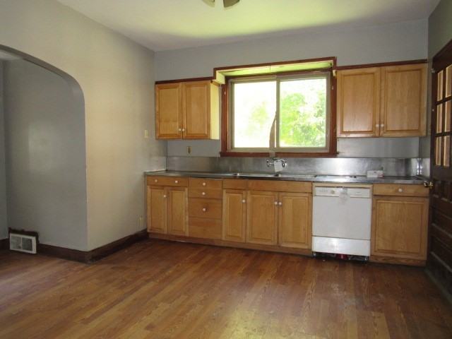 21 Cleveland Ave #NA - Photo 2 of 9