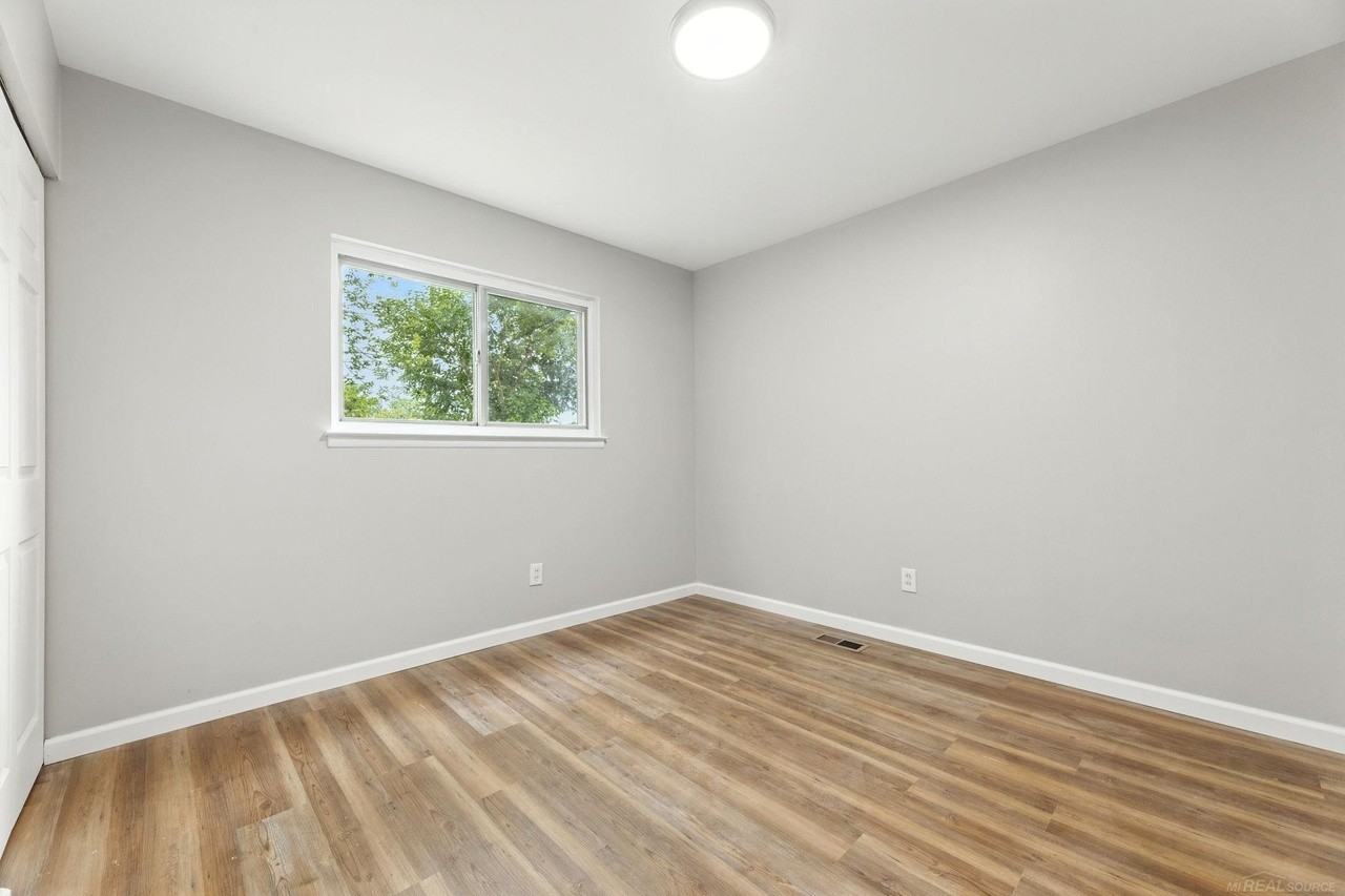 20222 Abrahm St #NA - Photo 4 of 17