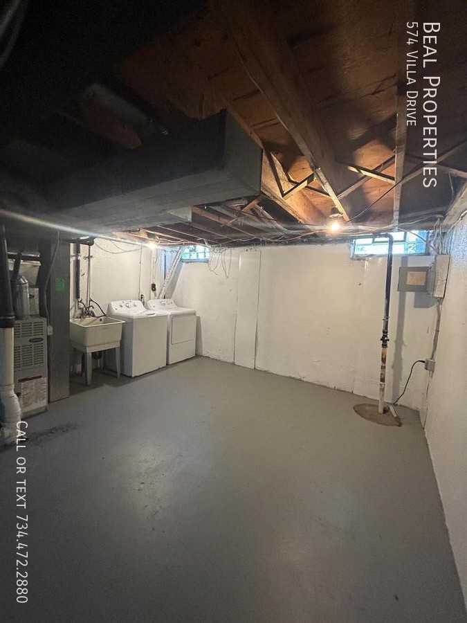 574 Villa Dr - Photo 3 of 7