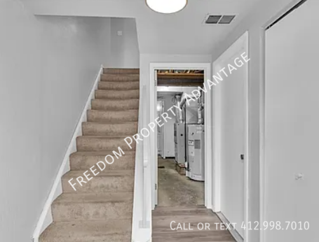 208 Estella Ave - Photo 6 of 24