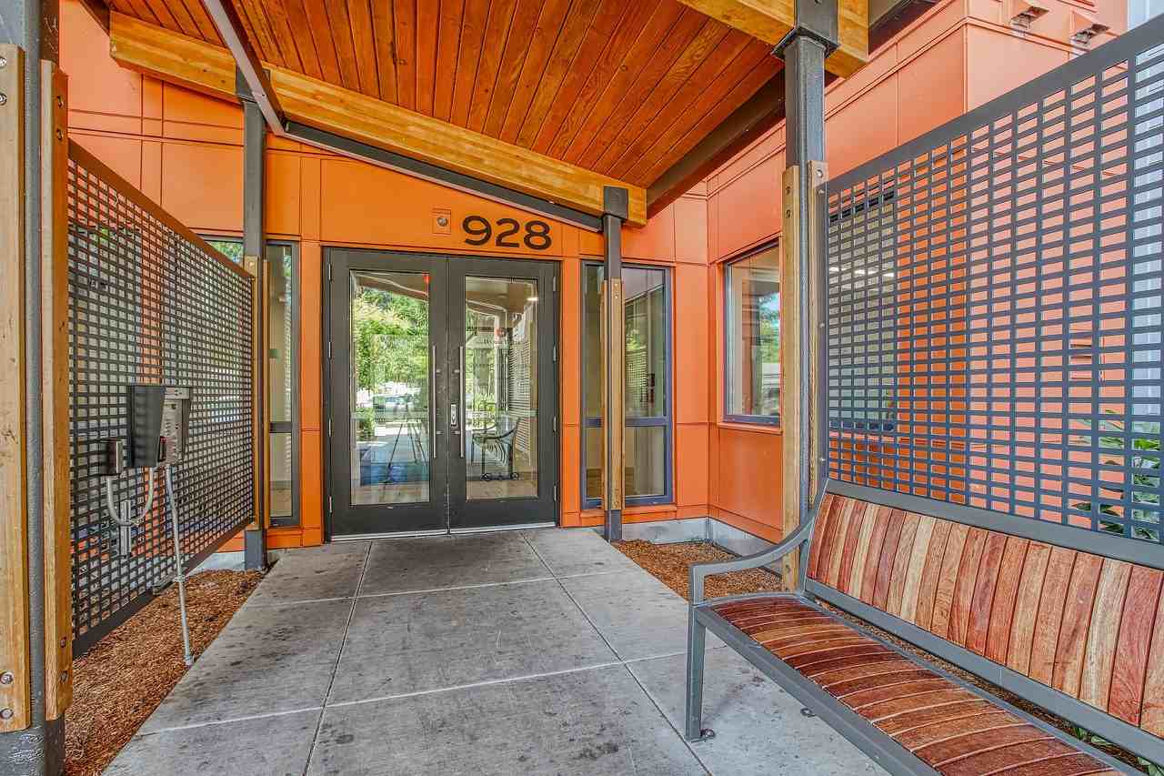 Wynne Watts Commons - Photo 3 of 21