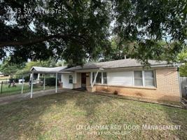 featured image of 2433 Sw 54th St