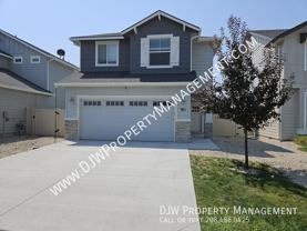 161 S Iceberg Lake Ave - Photo 1 of 1