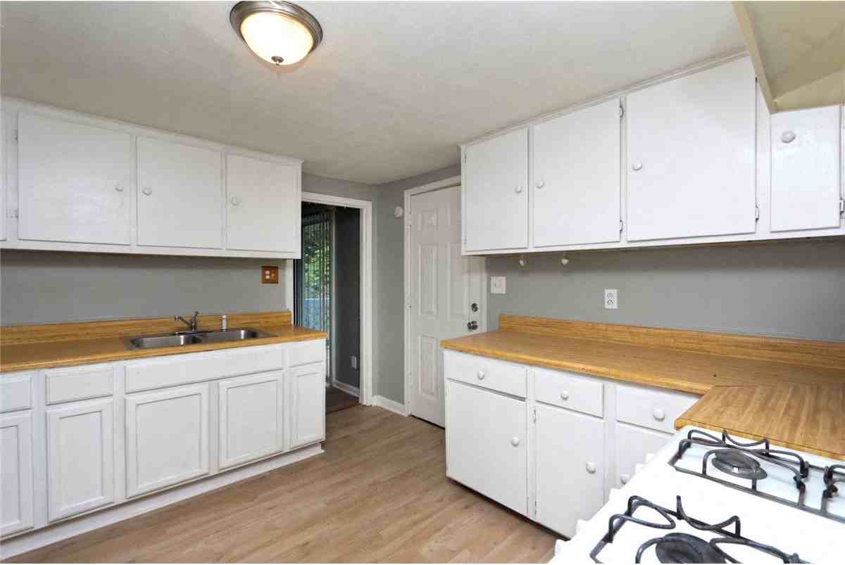 164 Patillo Rd - Photo 4 of 19