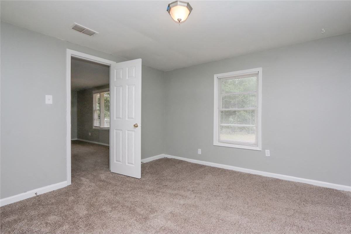 164 Patillo Rd - Photo 7 of 19