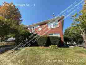 7202 W Becher St #3 - Photo 1 of 1
