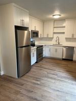 featured image of 10317 Ne Hoyt St