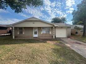 328 E Hillcrest Ln - Photo 1 of 1
