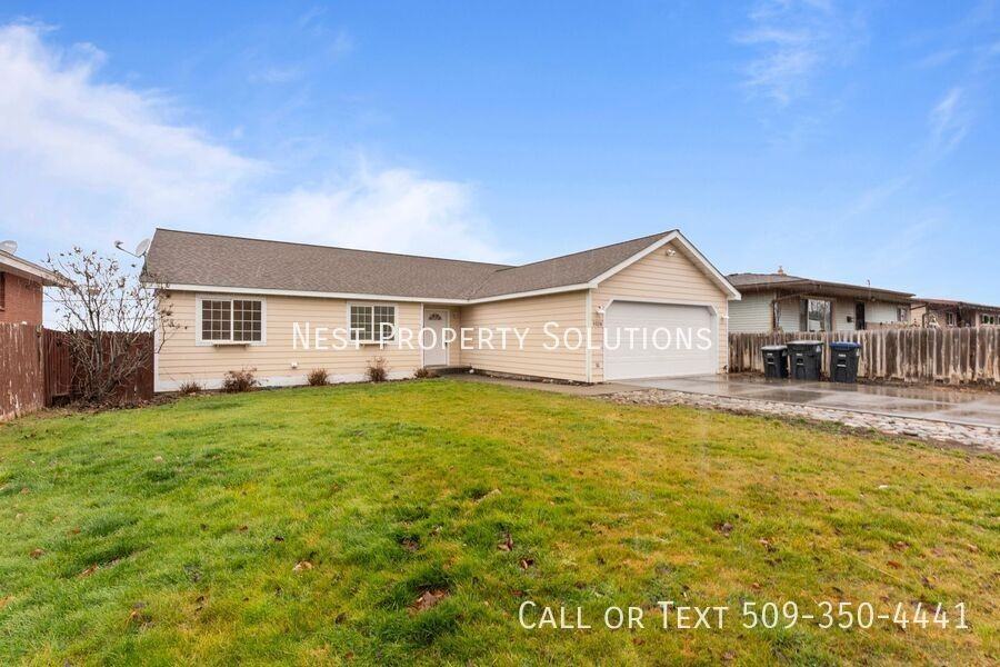 1038 S Skyline Dr - Photo 3 of 21