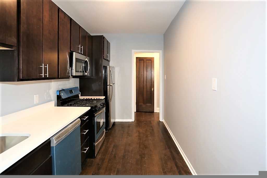 5306 W. Ashland #3 - Photo 4 of 10