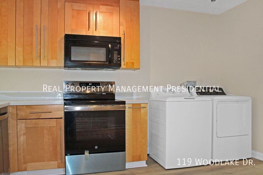 119 Woodlake Dr - Photo 3 of 18