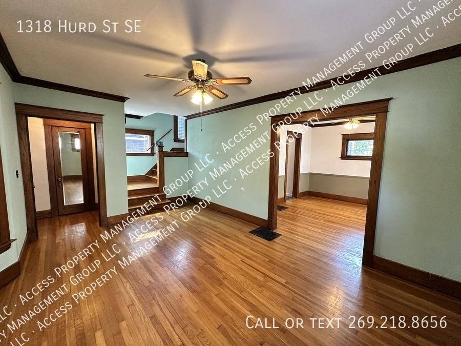 1318 Hurd St Se - Photo 5 of 31