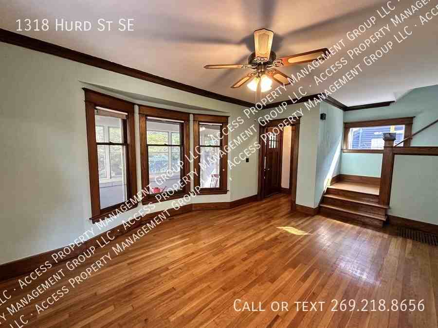 1318 Hurd St Se - Photo 6 of 31