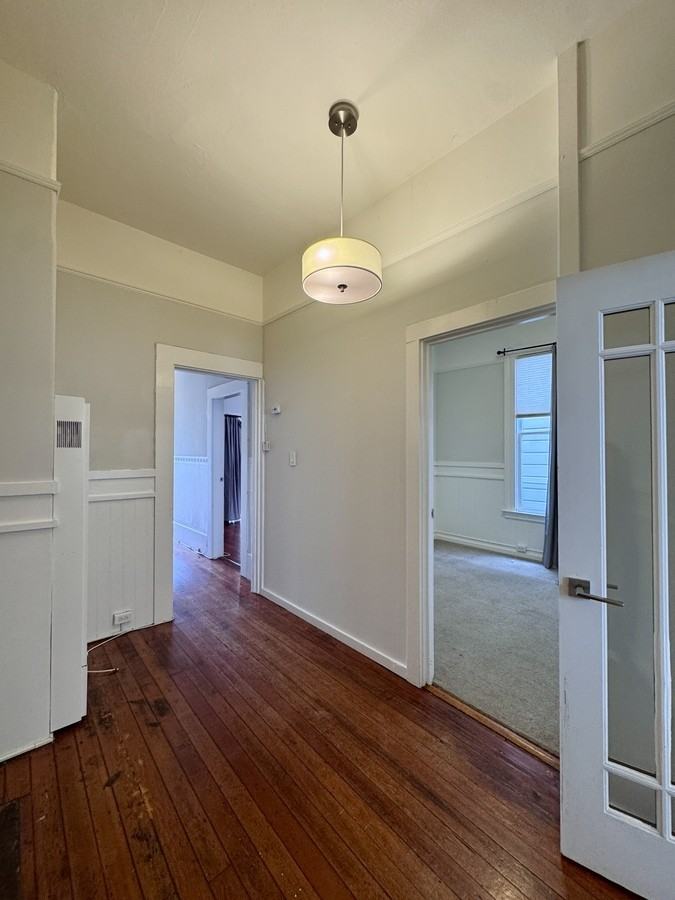 609 Diamond St - Photo 2 of 13