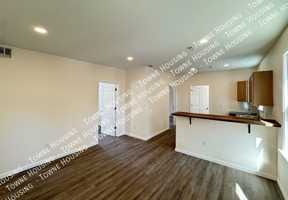 featured image of 20 Marion St #3